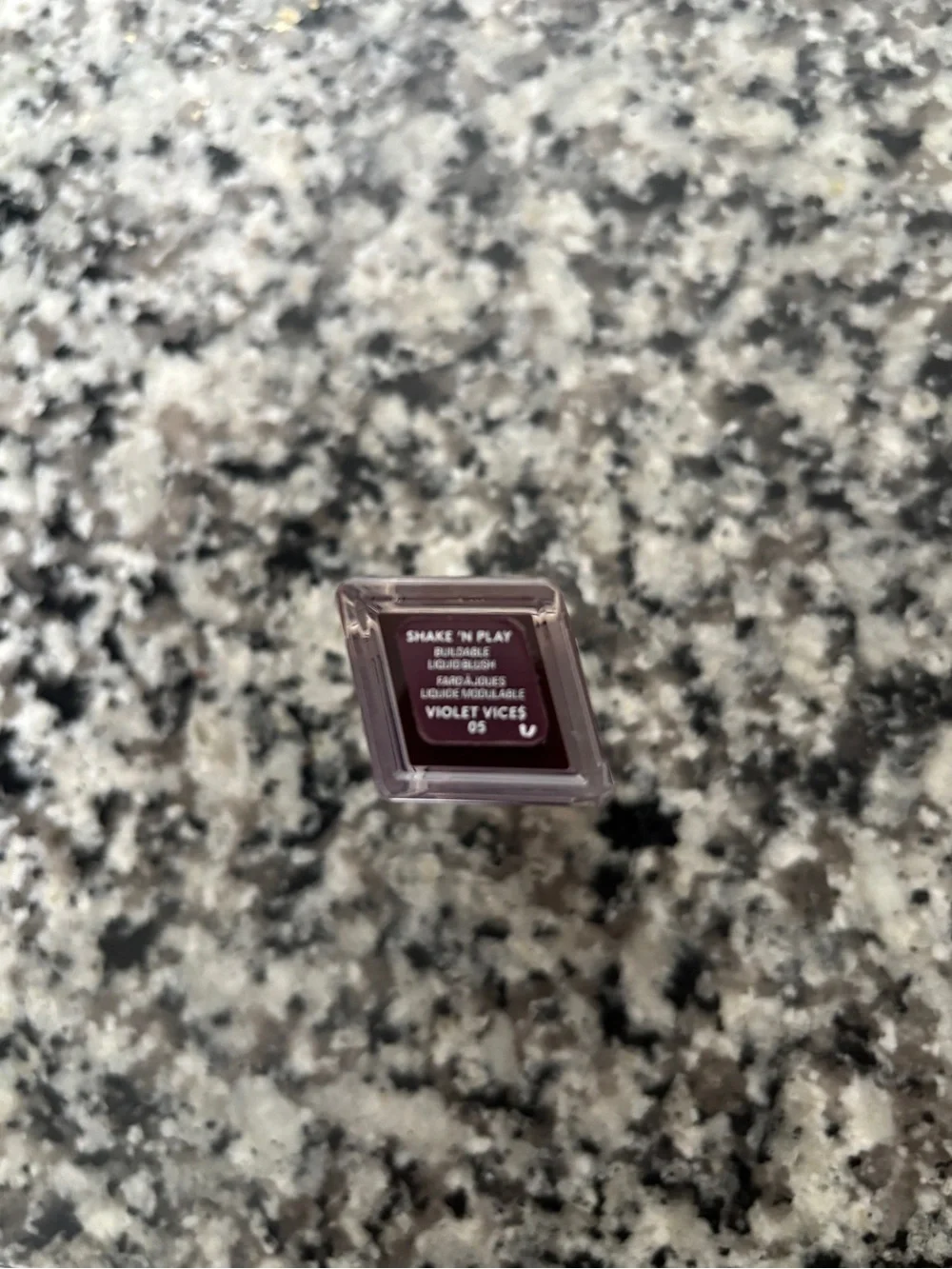 Fenty Beauty Shake N’ Play Liquid Blush – Violet Vices 05